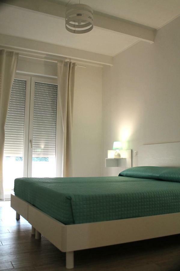 B&B Le Tre Spiagge Calasetta Exterior foto